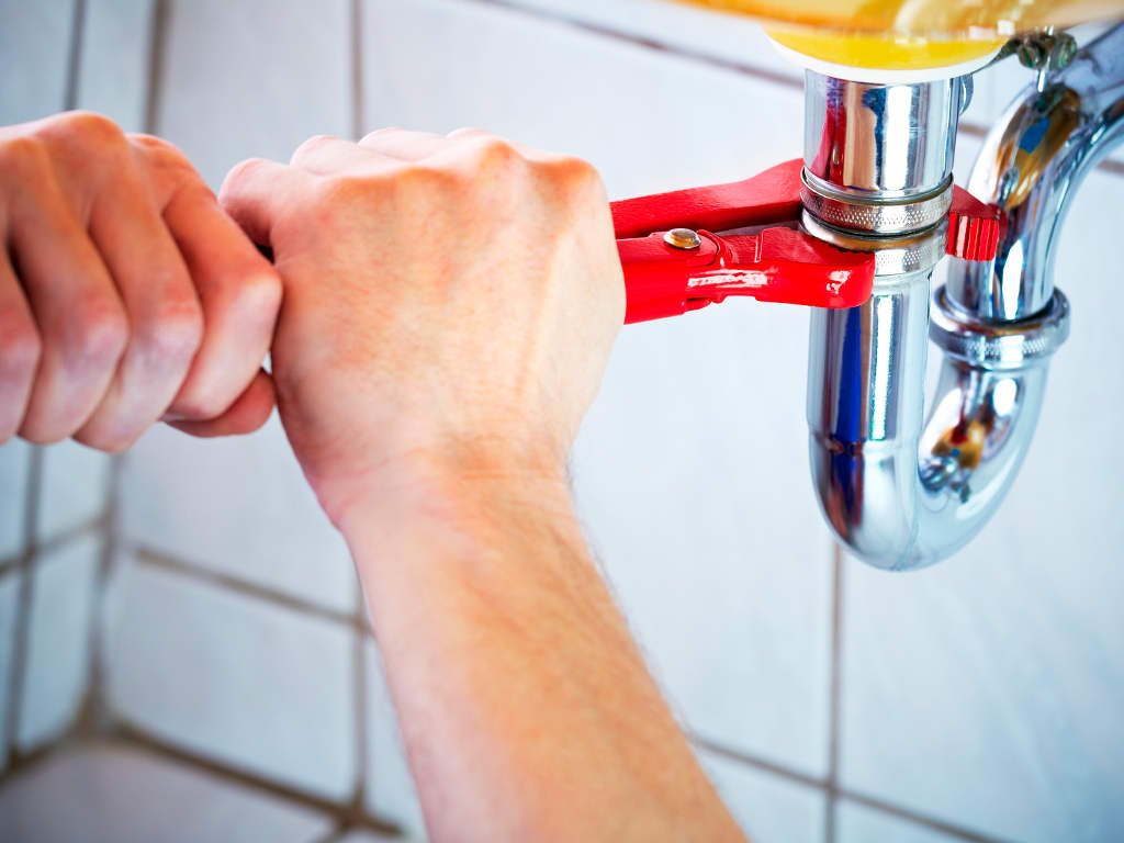 Faz Tudo Profissional em Hidráulica | Serviço Residencial, Comercial, Predial e Industrial em Joinville | Central Joinville