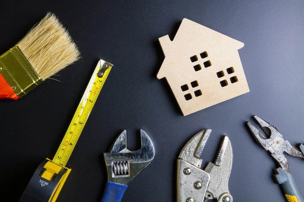 Faz Tudo Profissional em Reparos e Instalações | Serviço Residencial, Comercial, Predial e Industrial em Joinville | Central Joinville